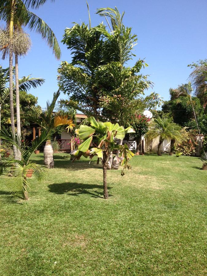 Le Bungalow Des Bougainvilliers Ducos Екстериор снимка